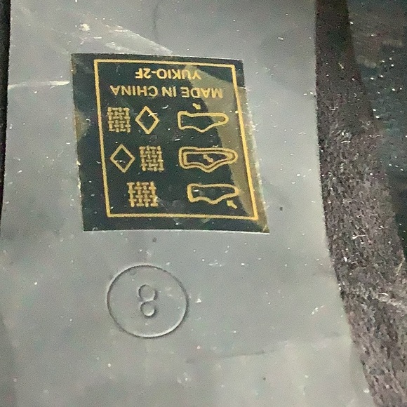 Black over knee boots - Picture 5 of 5